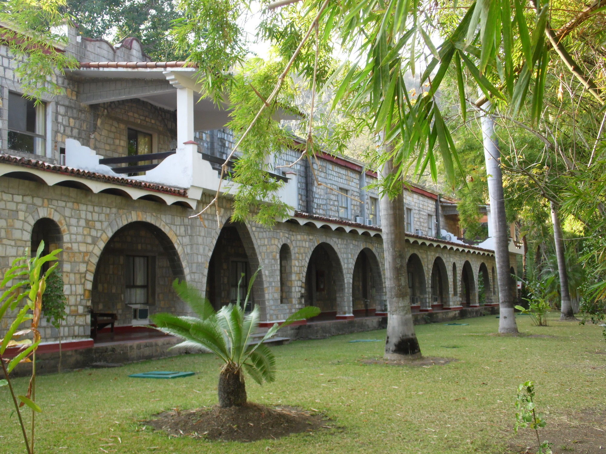 Hotel Spa Taninul Los Puentes Exterior foto